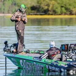 Abu Garcia Adrian Avenas Fantasista Premier/REVO4 STX RH Spinnerbait Combo 9 Abu Garcia Adrian Avenas Fantasista Premier/REVO4 STX RH Spinnerbait Combo -Saltwater Reels promo adrian avenas abu garcia fnpc610 6 revo4 stx spinnerbait casting combo 92727.1651242873