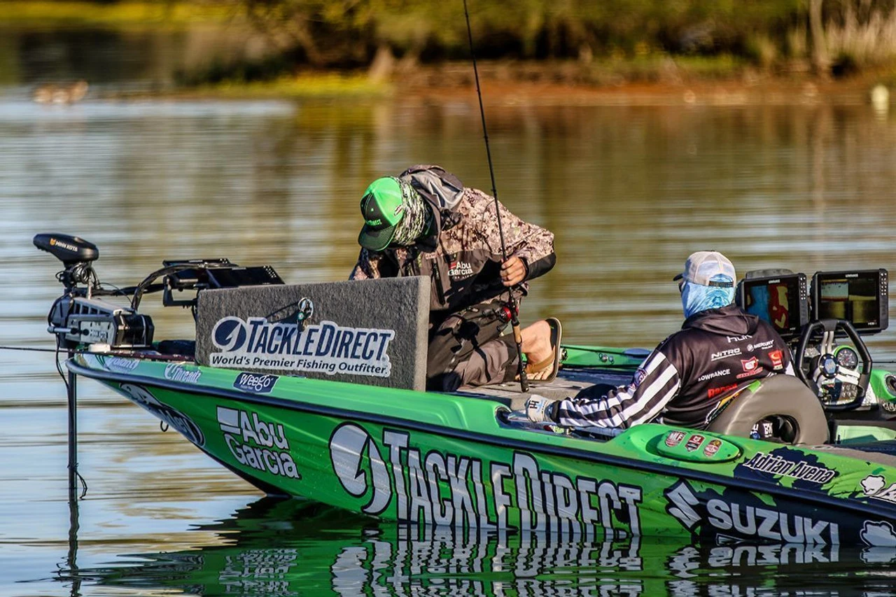 Abu Garcia Adrian Avenas Fantasista Premier / REVO4 Rocket LH Frog Casting Combo 6 Abu Garcia Adrian Avenas Fantasista Premier / REVO4 Rocket LH Frog Casting Combo - Image 4