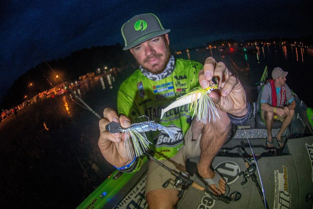 Abu Garcia Adrian Avenas Villain 2.0 / Revo AL-F LH Chatterbait Casting Combo 5 Abu Garcia Adrian Avenas Villain 2.0 / Revo AL-F LH Chatterbait Casting Combo - Image 3