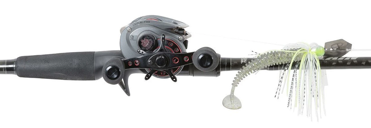 Abu Garcia Adrian Avenas Villain 2.0 / Revo AL-F LH Chatterbait Casting Combo 3 Abu Garcia Adrian Avenas Villain 2.0 / Revo AL-F LH Chatterbait Casting Combo