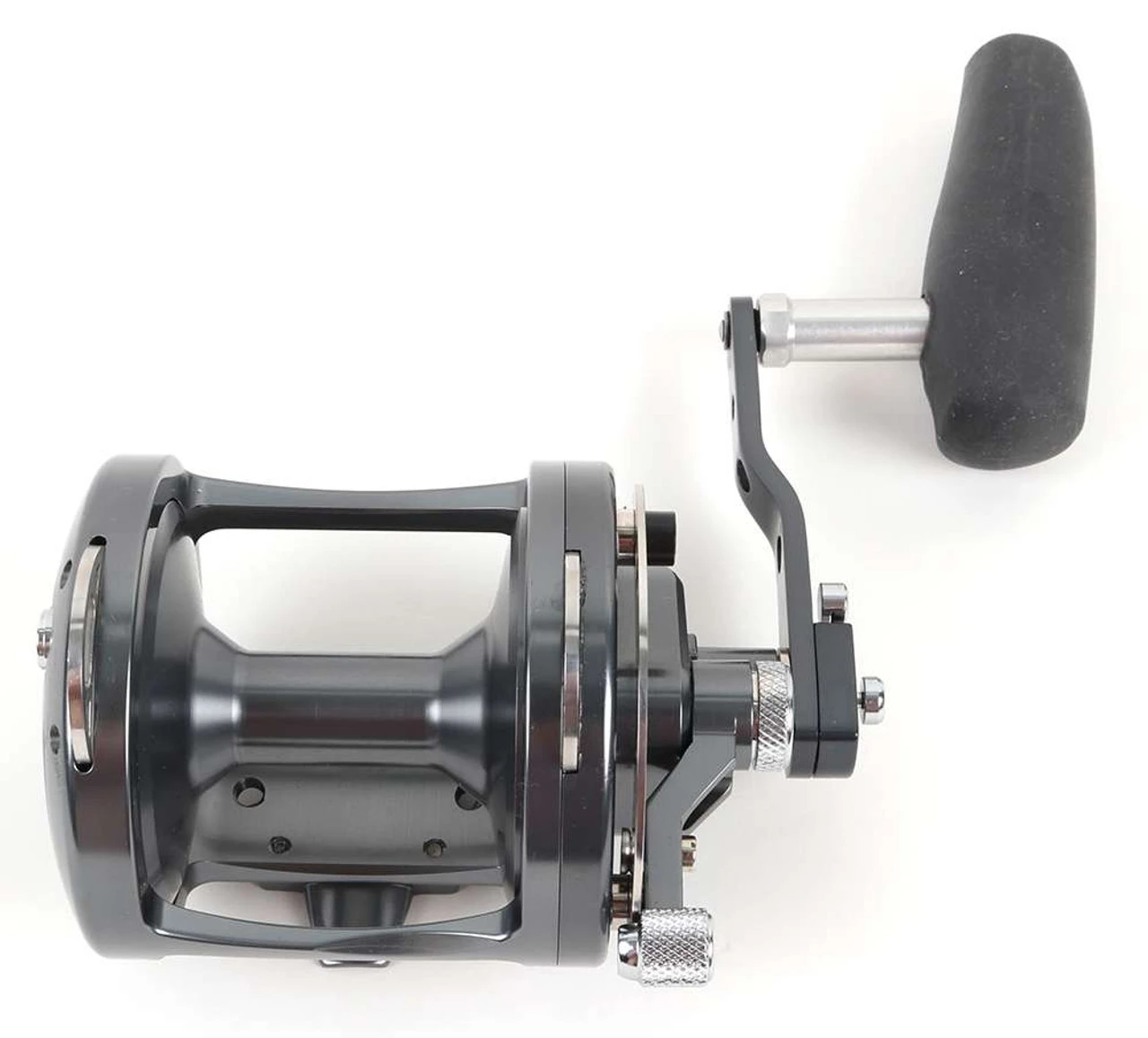 Avet Reels Avet HXW 5/2 RAPTOR Two-Speed Lever Drag Casting Reel Gunmetal 4 Avet Reels Avet HXW 5/2 RAPTOR Two-Speed Lever Drag Casting Reel Gunmetal - Image 2