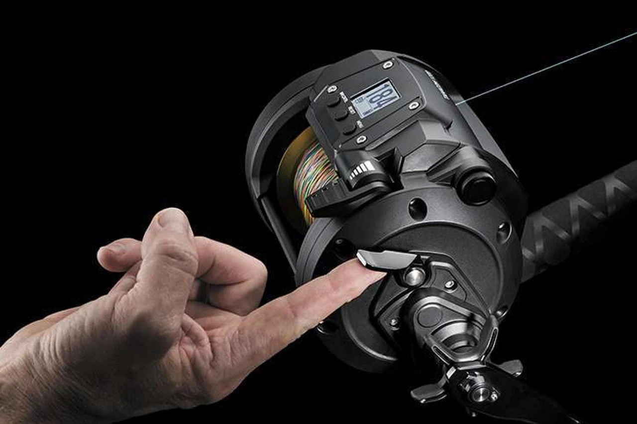Daiwa Tanacom 1200 Power Assist Electric Reel 7 Daiwa Tanacom 1200 Power Assist Electric Reel - Image 5
